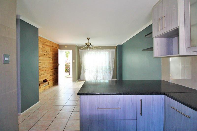 2 Bedroom Property for Sale in Goodwood Park Western Cape